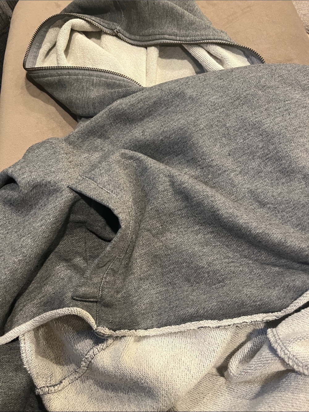AKIRA Crew Lover Oversized Hooded Zip-Up Sweatshirt with Raw-Edge Trim - Picture 6 of 7